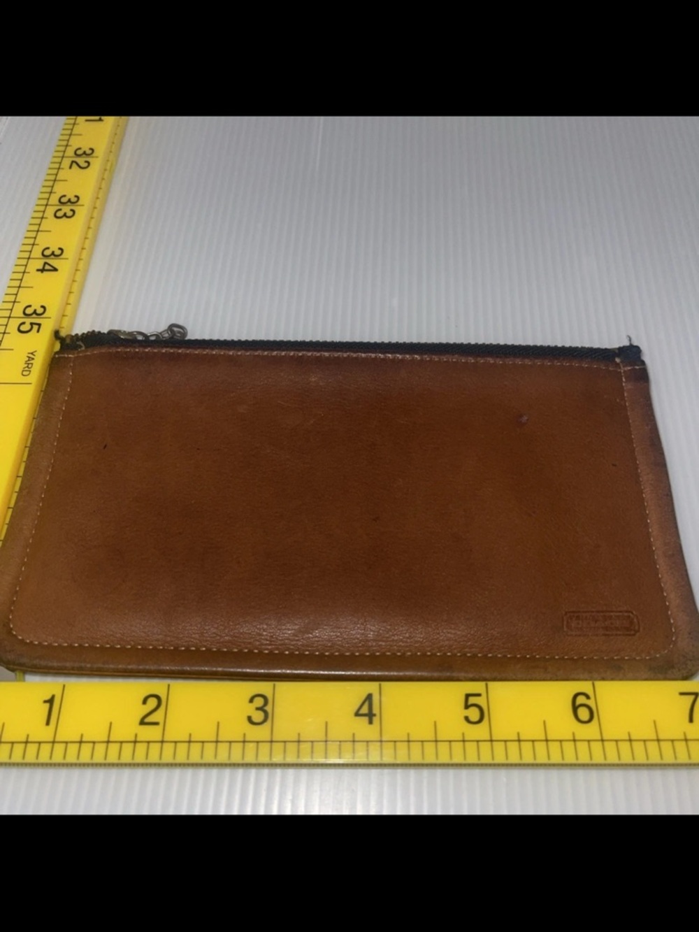 Vintage COACH Skinny British Tan Envelope Case Zip Utility Pouch - Picture 2 of 5